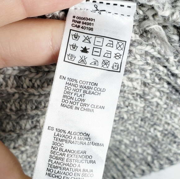 FOREVER 21 short sleeve cardigan sweater - Picture 6 of 6